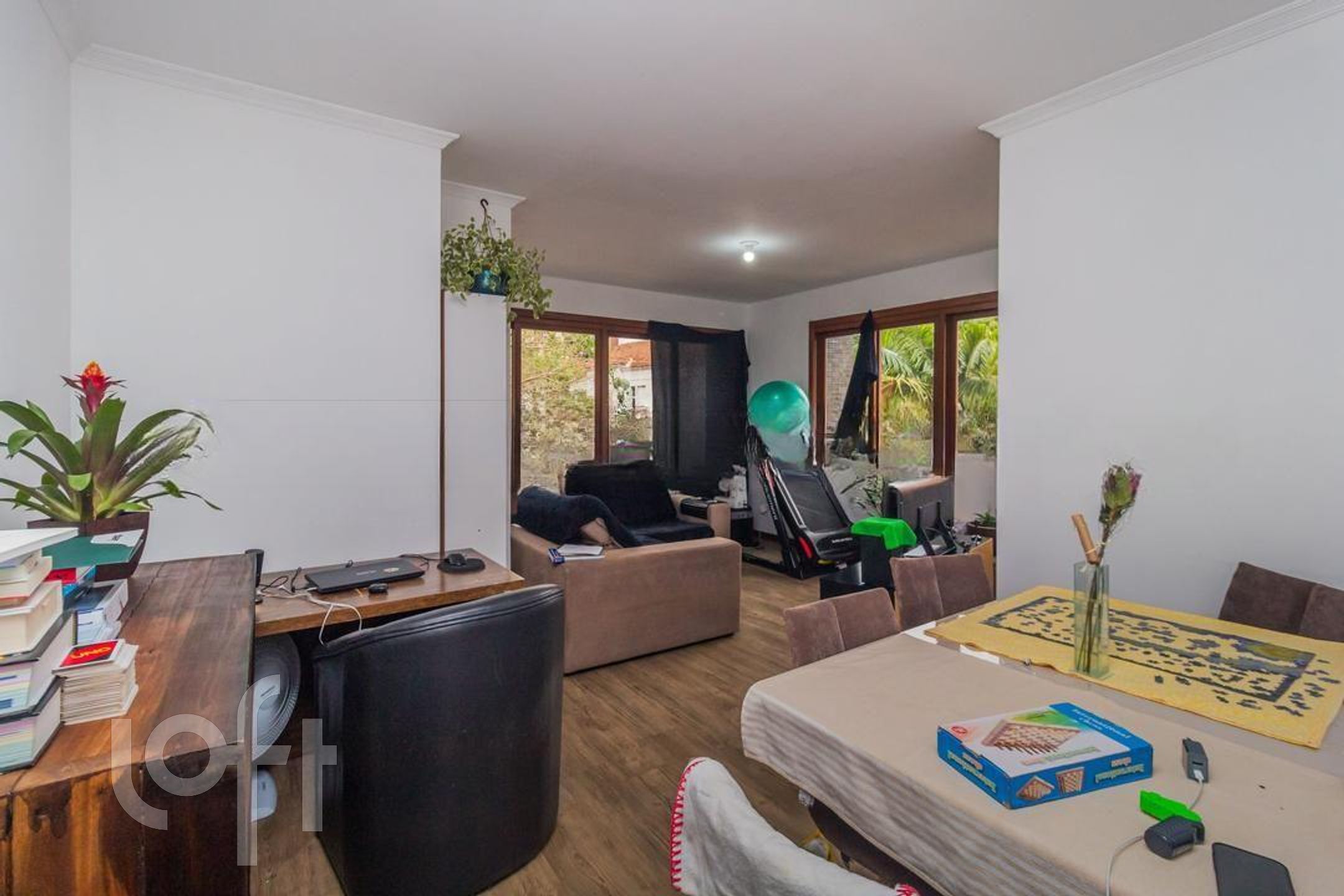 Apartamento com 115m², 3 dormitórios, 1 suíte, 2 vagas, Petrópolis em Porto Alegre