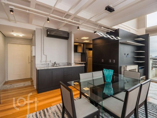 Apartamento com 105m², 1 dormitório, 1 suíte, 2 vagas, Moinhos de Vento em Porto Alegre