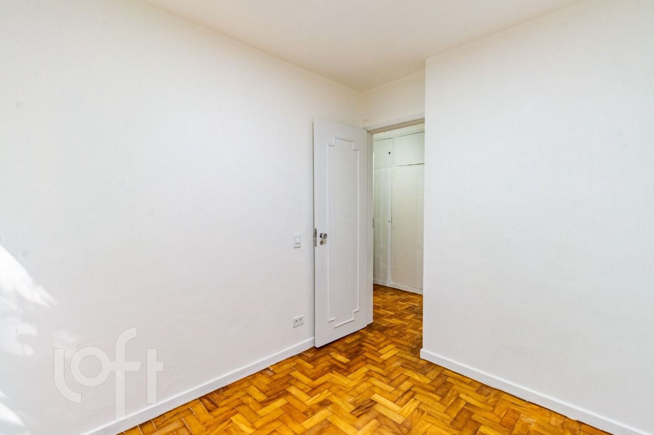 Apartamento à venda com 1 quarto, 44m² - Foto 10