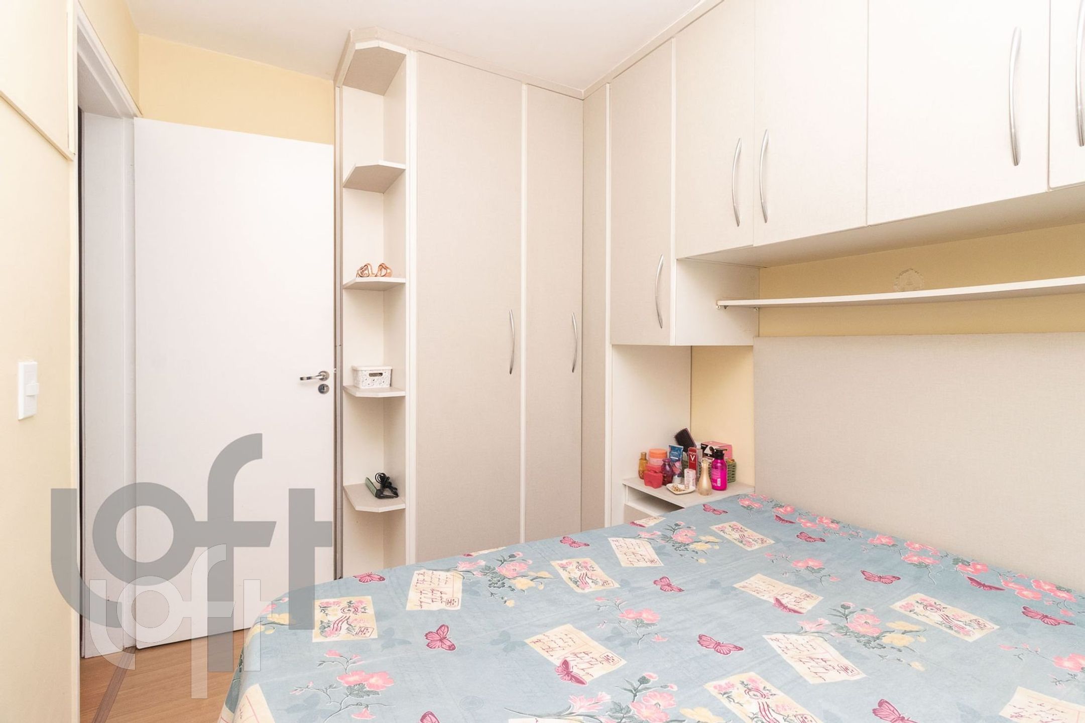 Apartamento à venda com 2 quartos, 42m² - Foto 9