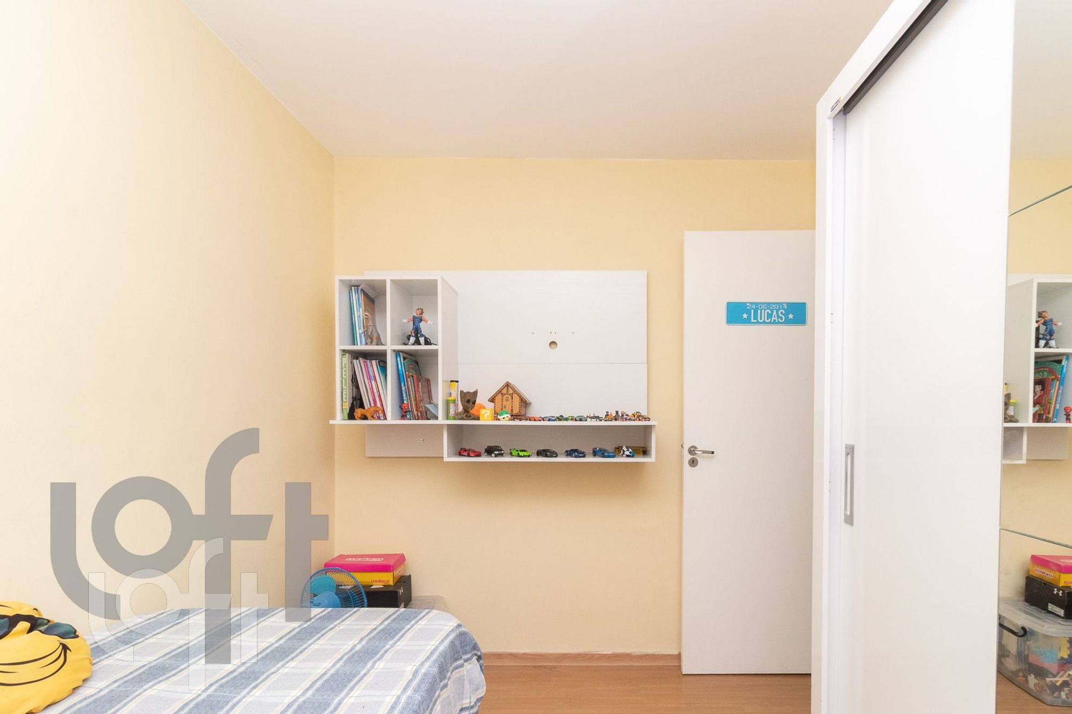 Apartamento à venda com 2 quartos, 42m² - Foto 3