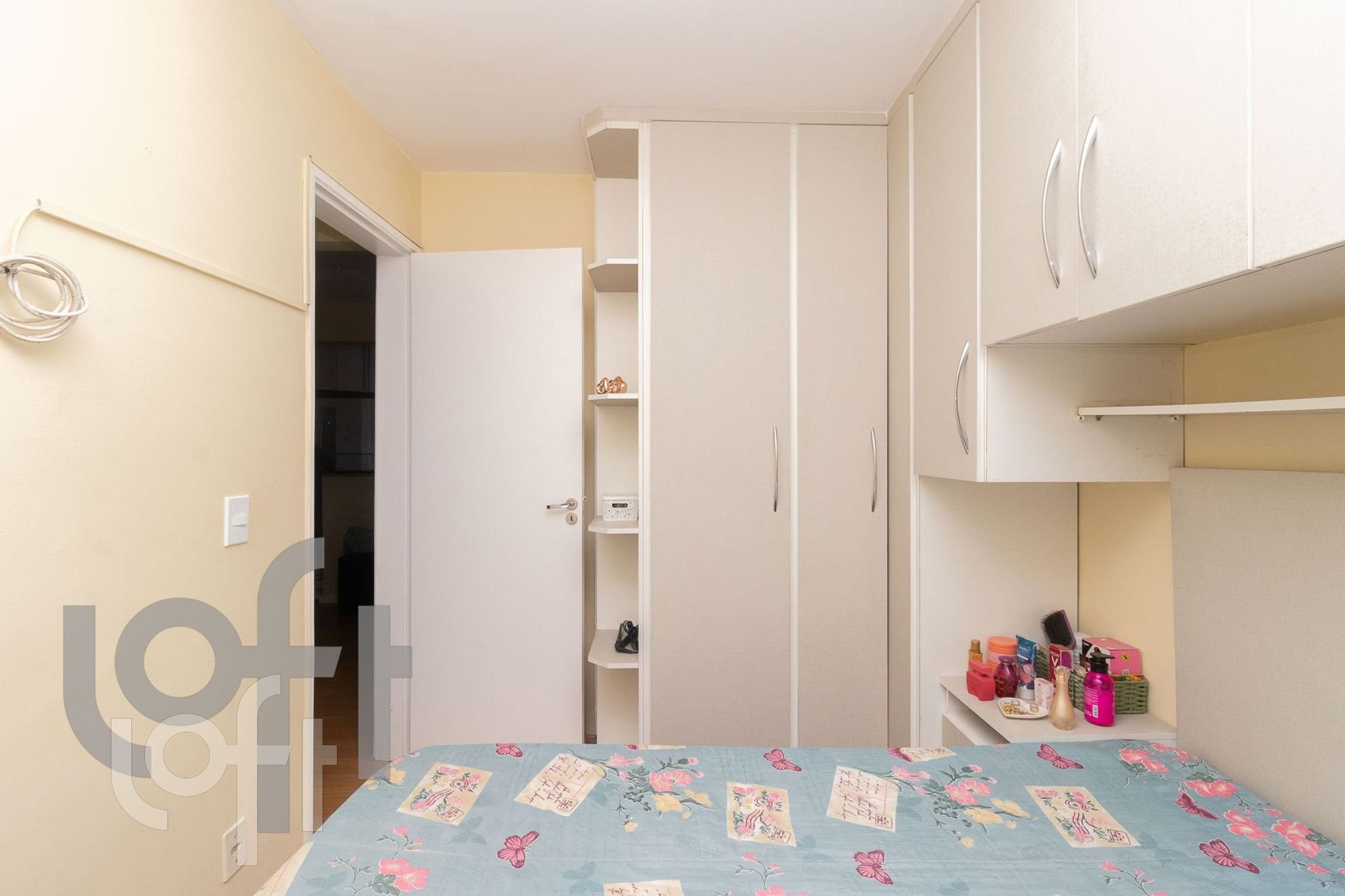 Apartamento à venda com 2 quartos, 42m² - Foto 8