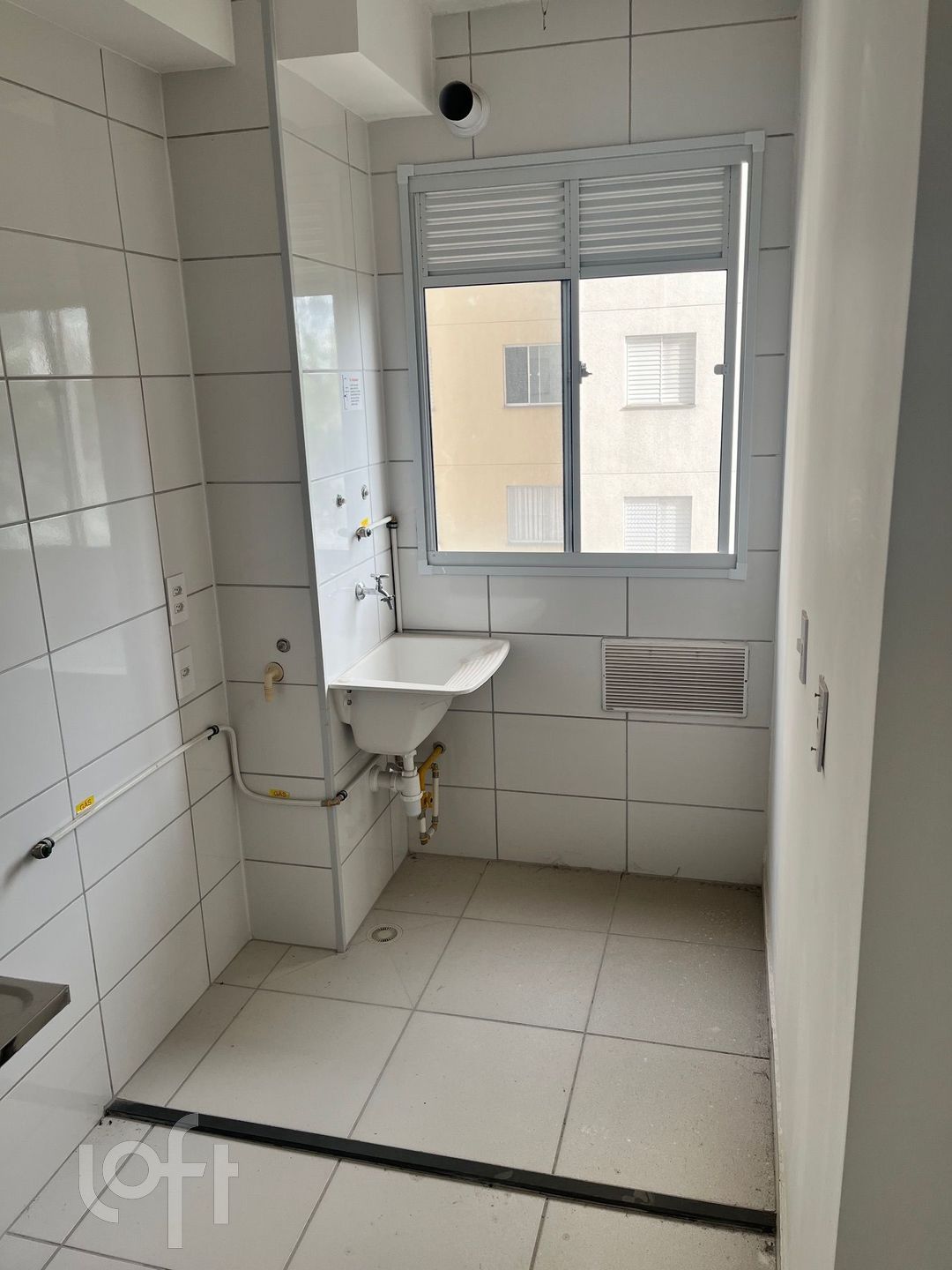 Apartamento à venda com 1 quarto, 42m² - Foto 4