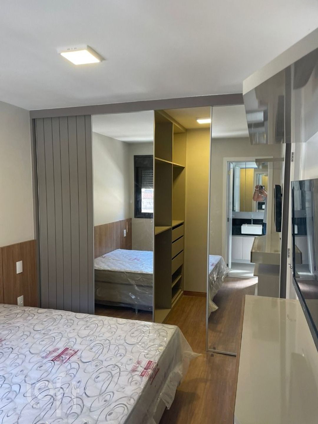 Apartamento à venda com 2 quartos, 73m² - Foto 4