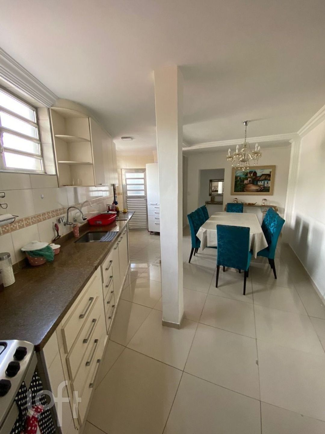 Casa à venda com 4 quartos, 182m² - Foto 3