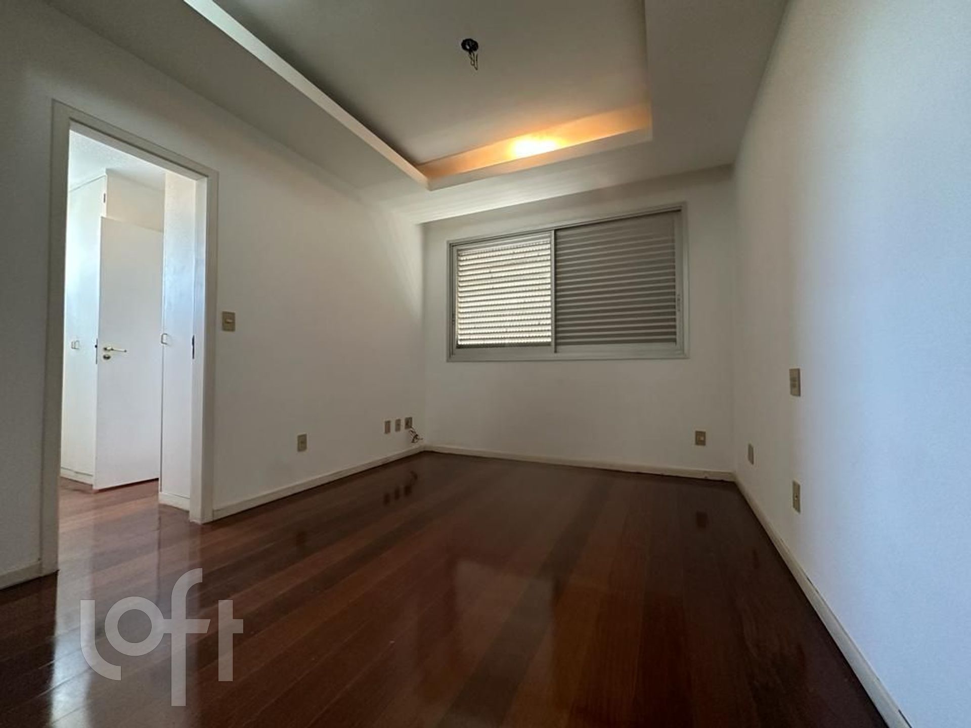 Apartamento à venda com 4 quartos, 184m² - Foto 7