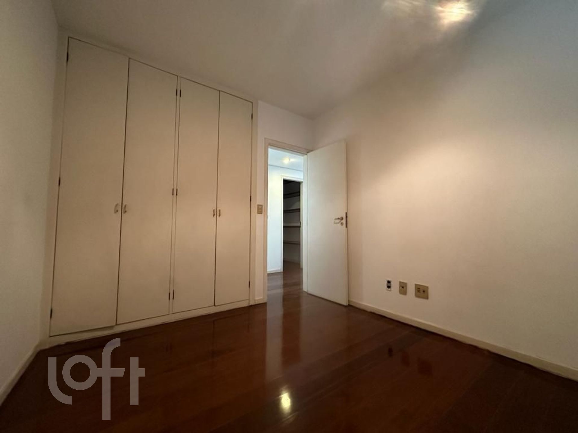 Apartamento à venda com 4 quartos, 184m² - Foto 10