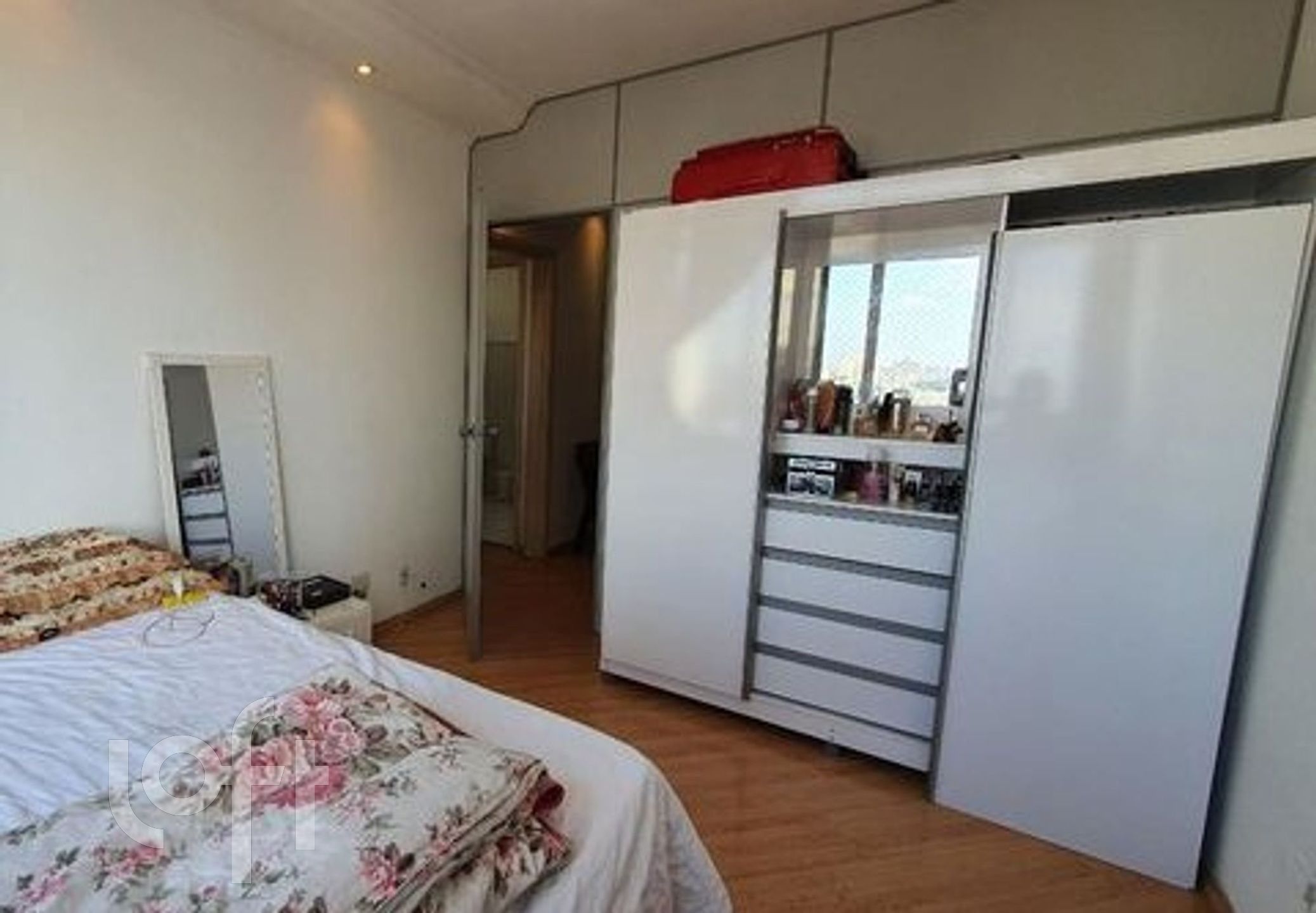 Apartamento à venda com 3 quartos, 87m² - Foto 3