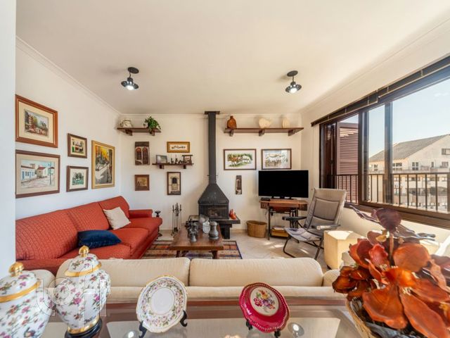 Apartamento com 142m², 3 dormitórios, 1 vaga, Jardim Botânico em Porto Alegre