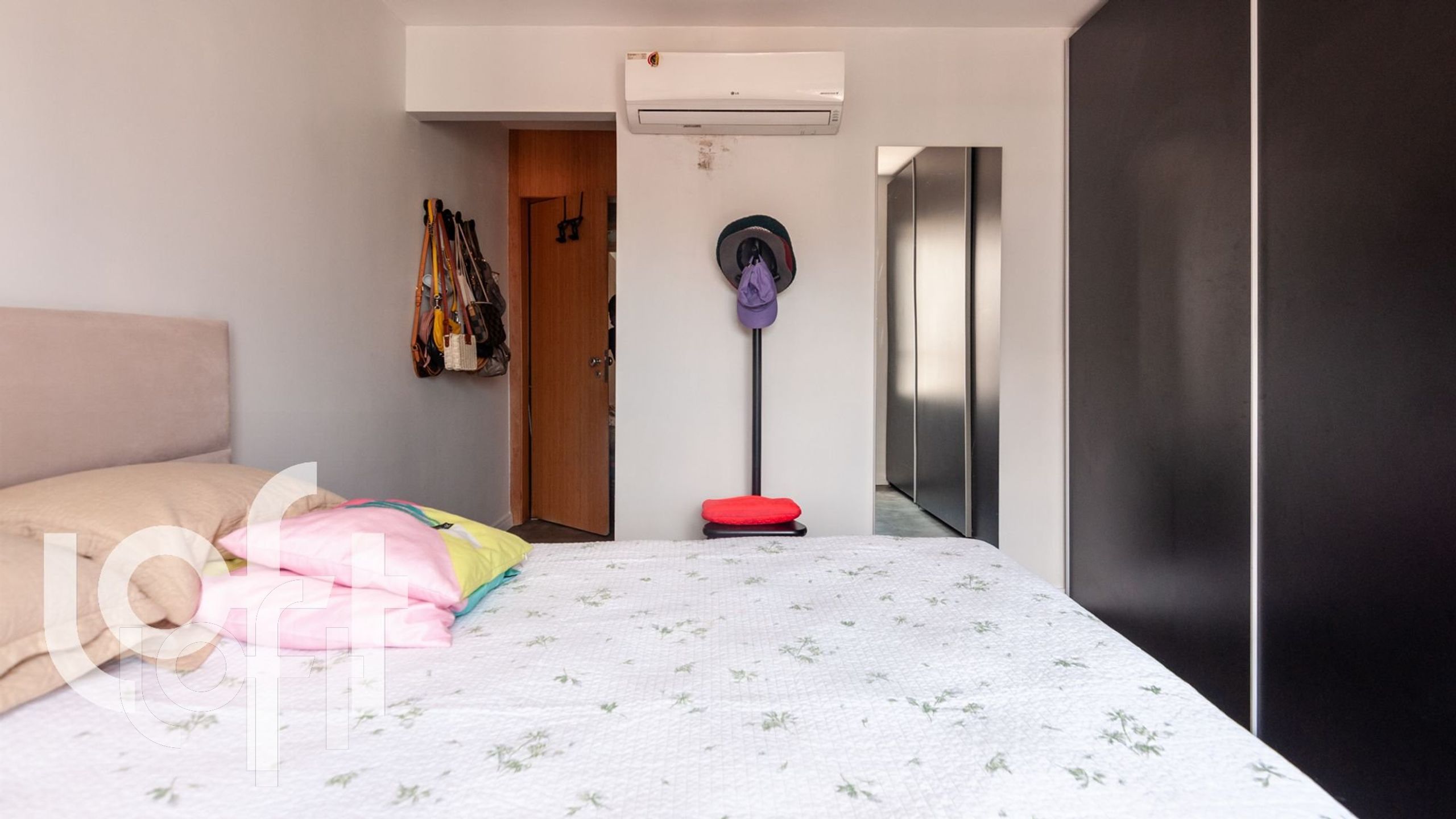 Apartamento à venda com 2 quartos, 65m² - Foto 29