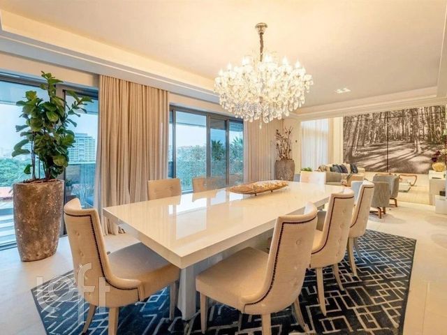 Apartamento com 233m², 4 dormitórios, 4 suítes, 4 vagas, Jardim Europa em Porto Alegre
