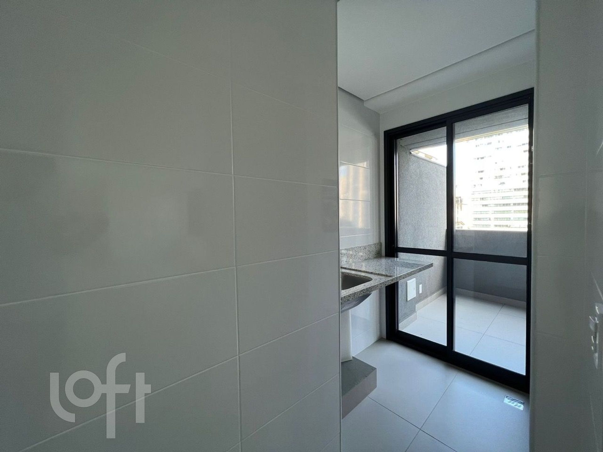 Apartamento à venda com 2 quartos, 89m² - Foto 3