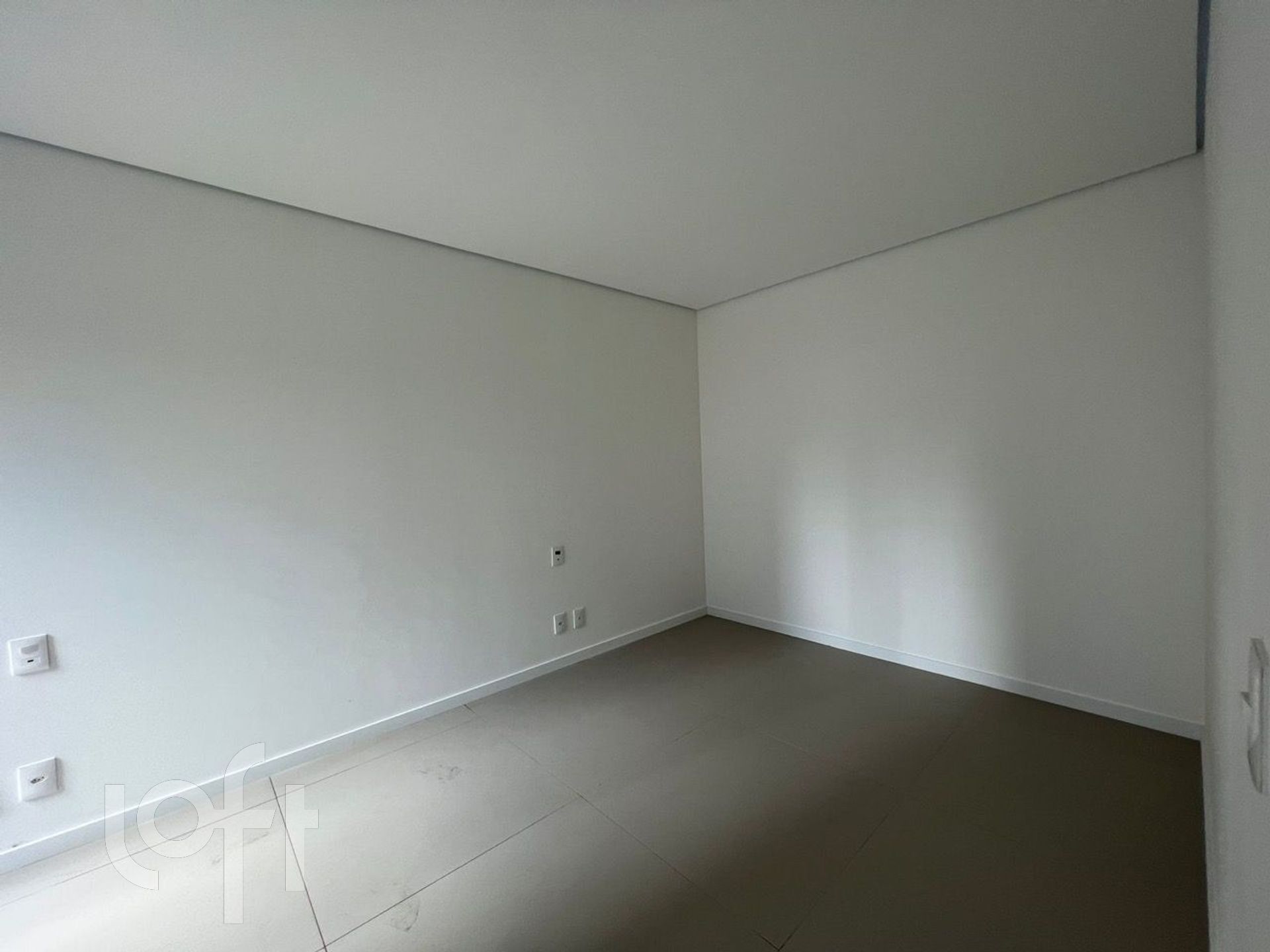 Apartamento à venda com 2 quartos, 89m² - Foto 15