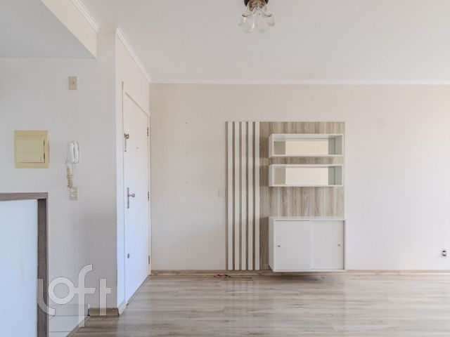Apartamento com 68m², 3 dormitórios, 1 suíte, 1 vaga, Vila Ipiranga em Porto Alegre