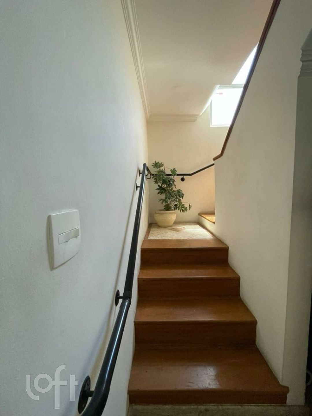 Casa à venda com 5 quartos, 220m² - Foto 11