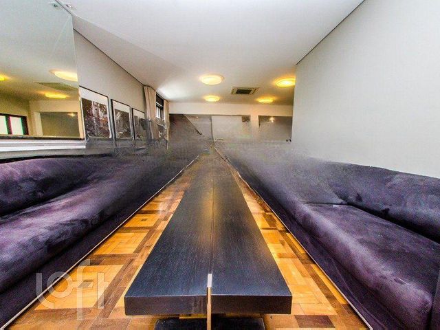 Apartamento com 98m², 2 dormitórios, 2 suítes, 2 vagas, Moinhos de Vento em Porto Alegre