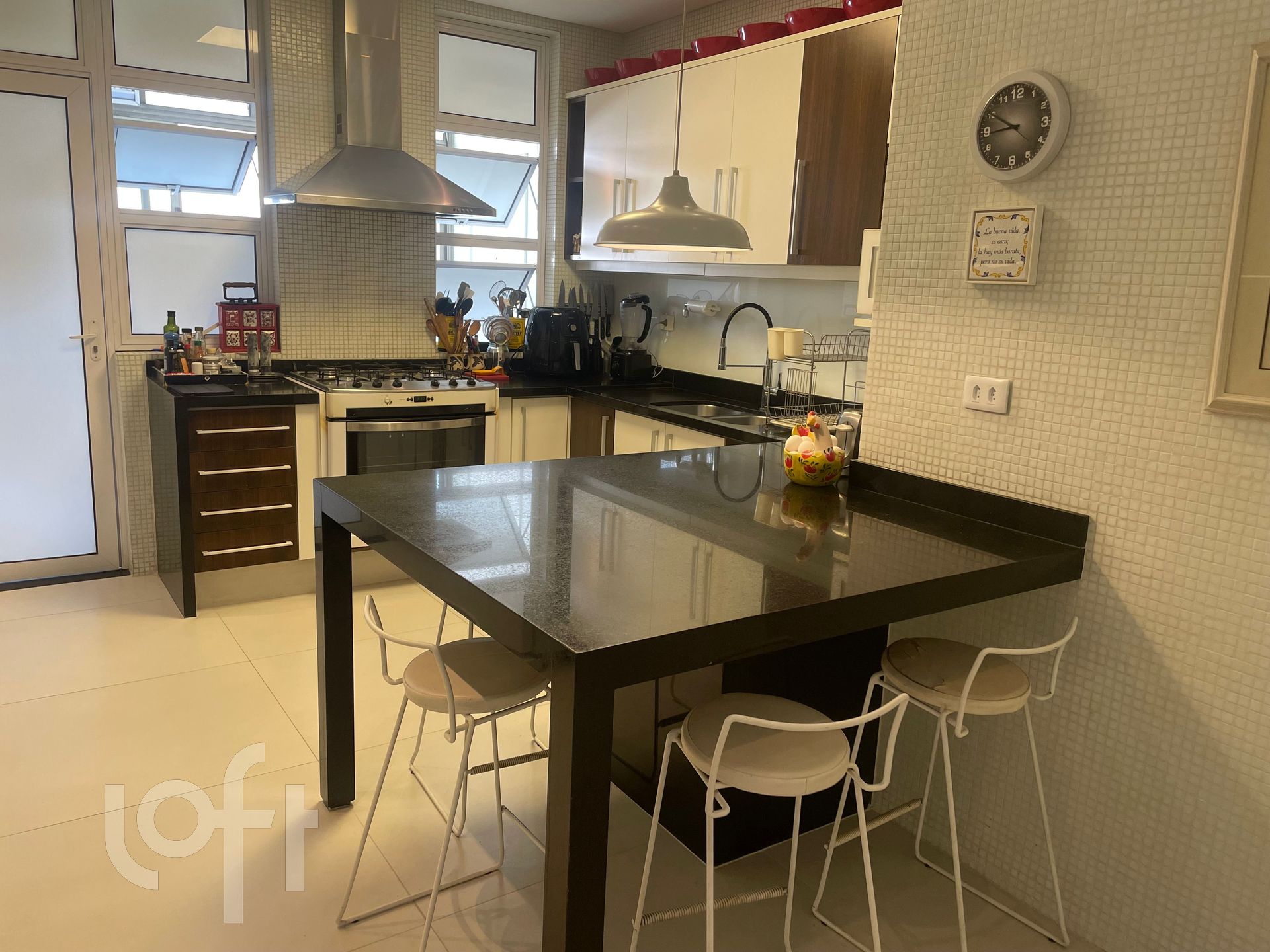 Apartamento à venda com 3 quartos, 192m² - Foto 16