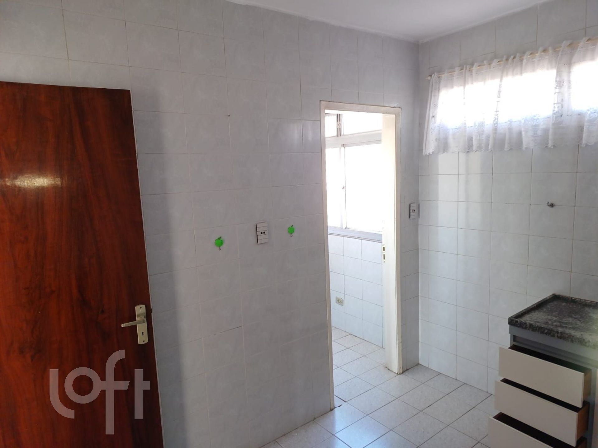 Apartamento à venda com 1 quarto, 42m² - Foto 6