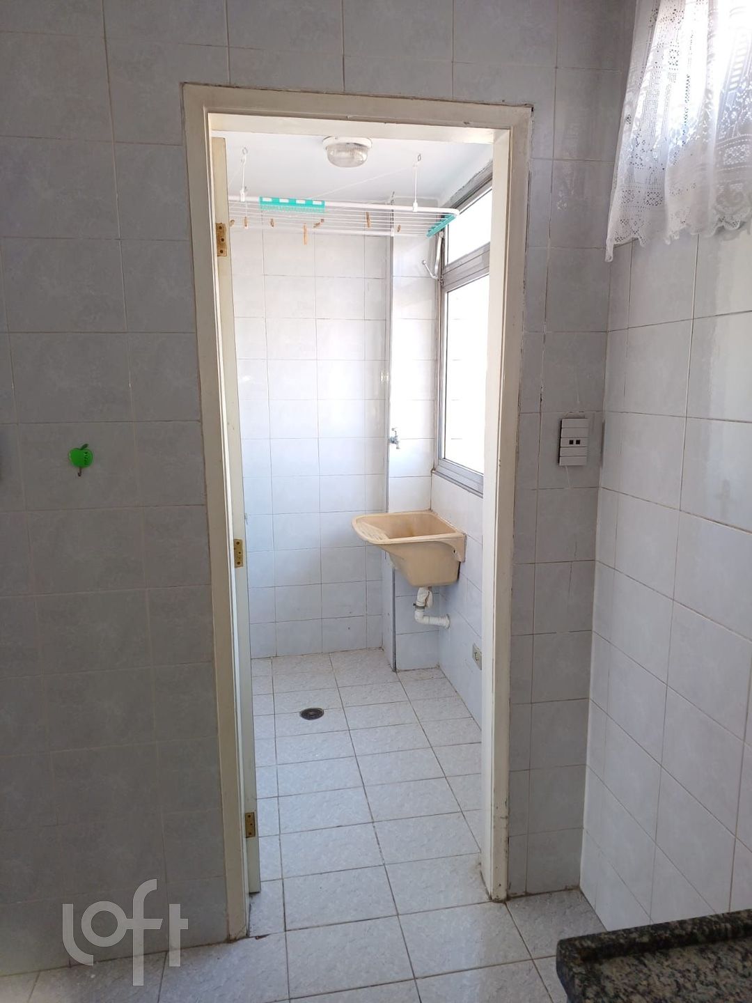 Apartamento à venda com 1 quarto, 42m² - Foto 7