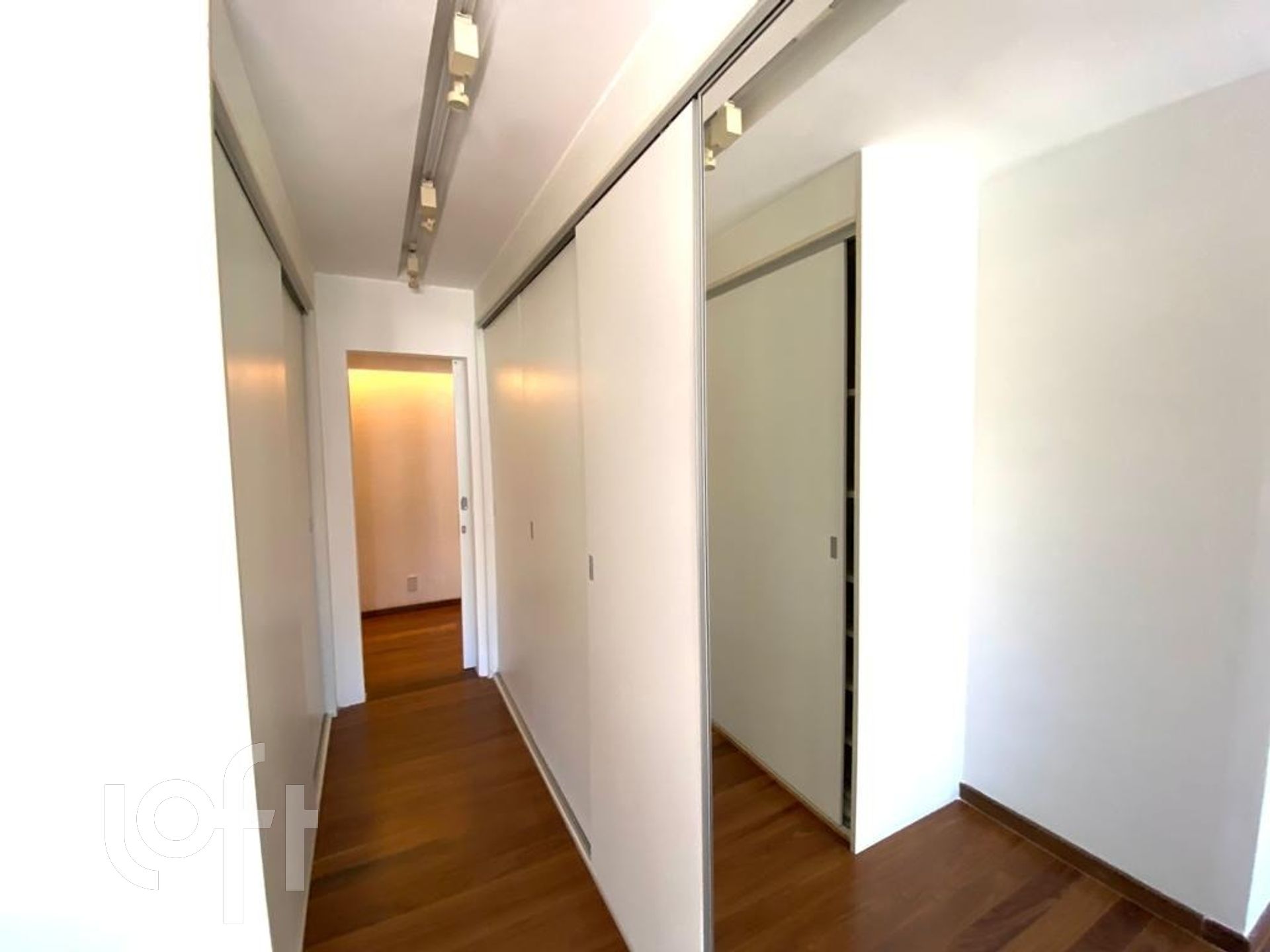 Apartamento à venda com 3 quartos, 191m² - Foto 14