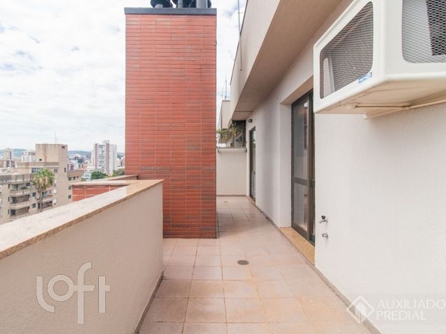 Apartamento com 165m², 3 dormitórios, 1 suíte, 1 vaga, Menino Deus em Porto Alegre