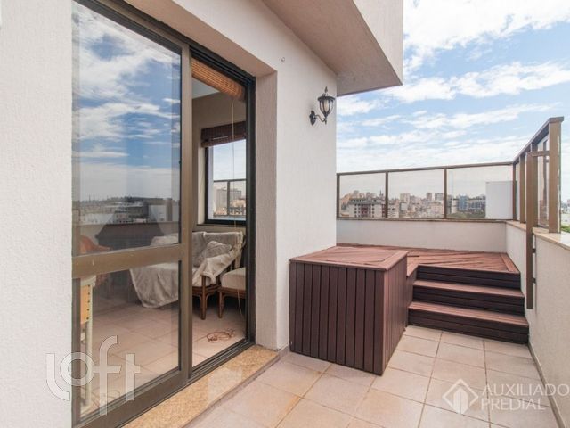 Apartamento com 165m², 3 dormitórios, 1 suíte, 1 vaga, Menino Deus em Porto Alegre