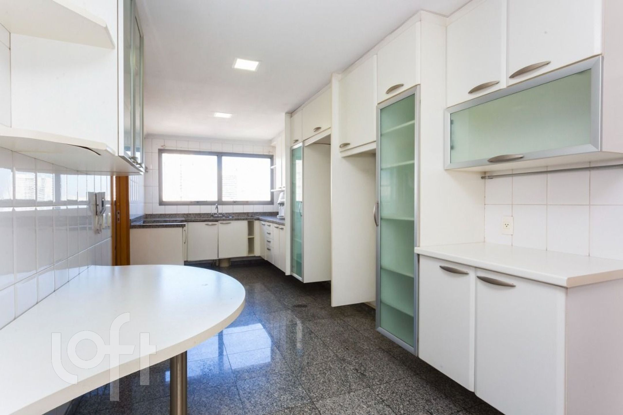 Apartamento à venda com 3 quartos, 171m² - Foto 21