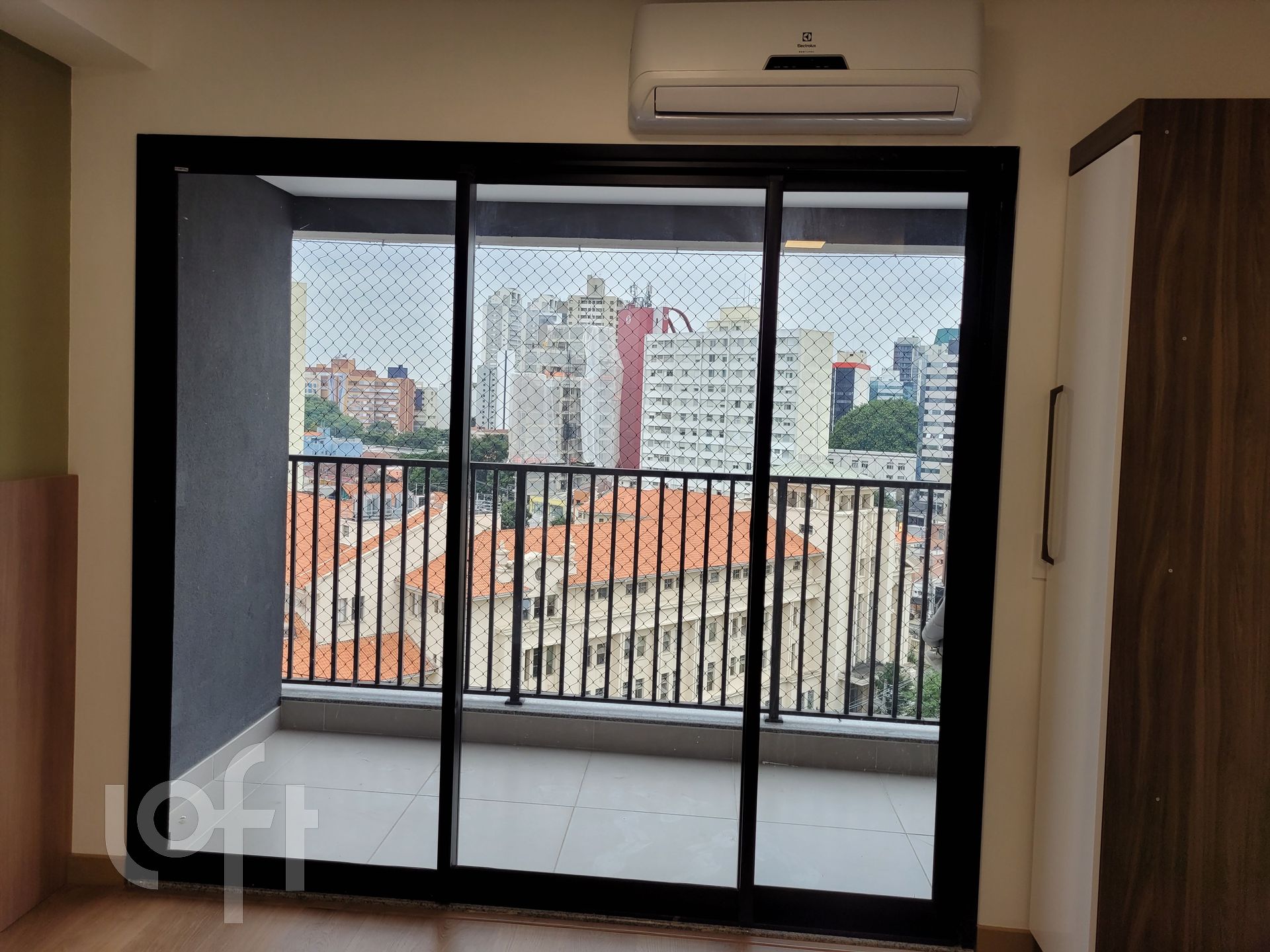 Apartamento à venda com 1 quarto, 23m² - Foto 1