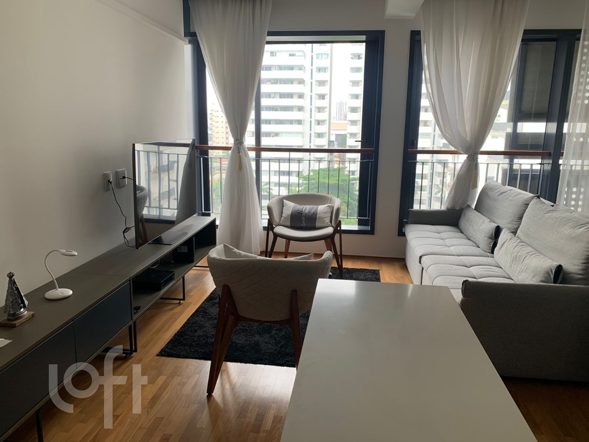 Apartamento à venda com 1 quarto, 51m² - Foto 2