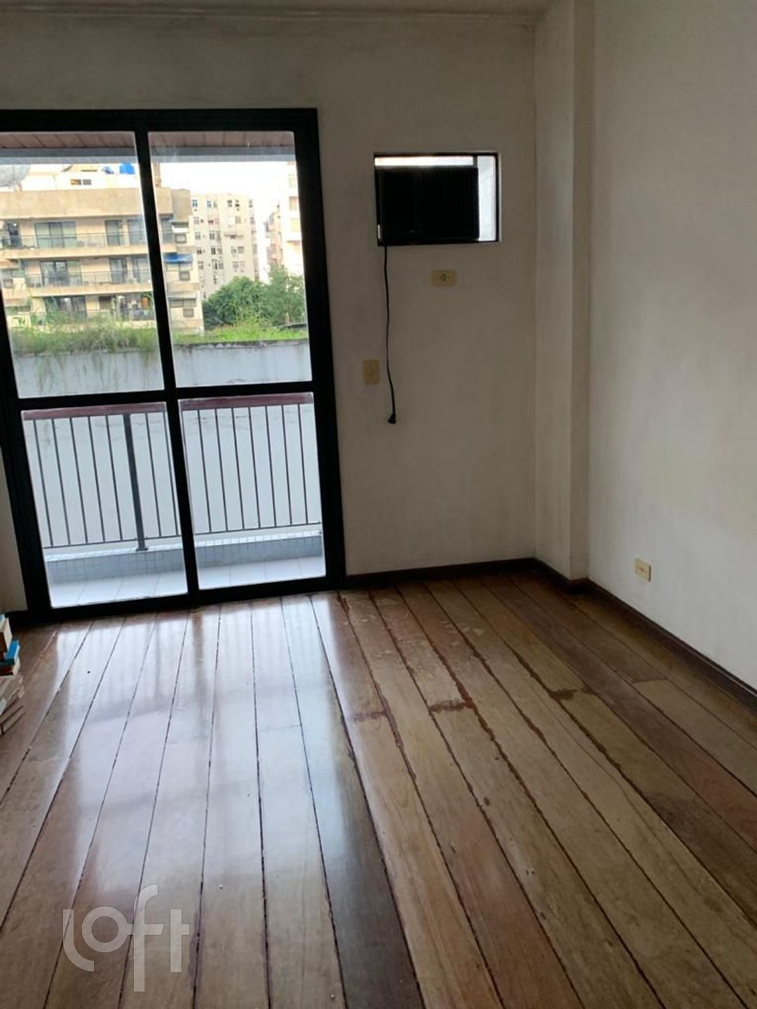 Apartamento à venda com 2 quartos, 85m² - Foto 1