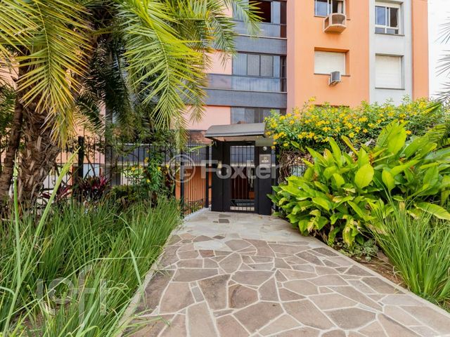 Apartamento com 200m², 3 dormitórios, 1 suíte, 2 vagas, Jardim Europa em Porto Alegre