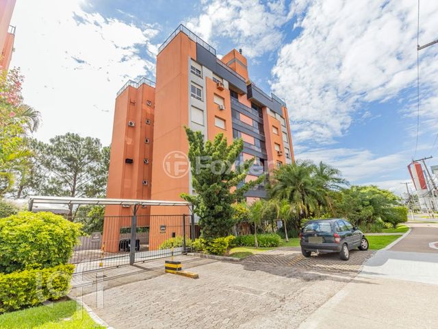 Apartamento com 200m², 3 dormitórios, 1 suíte, 2 vagas, Jardim Europa em Porto Alegre