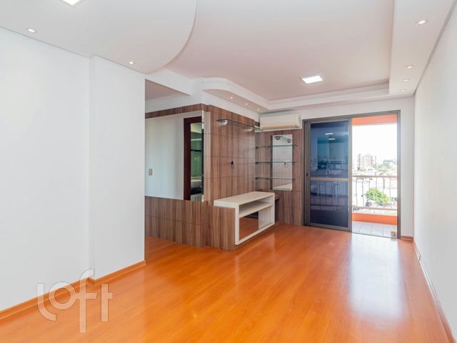 Apartamento com 70m², 3 dormitórios, 1 suíte, 1 vaga, Cristo Redentor em Porto Alegre