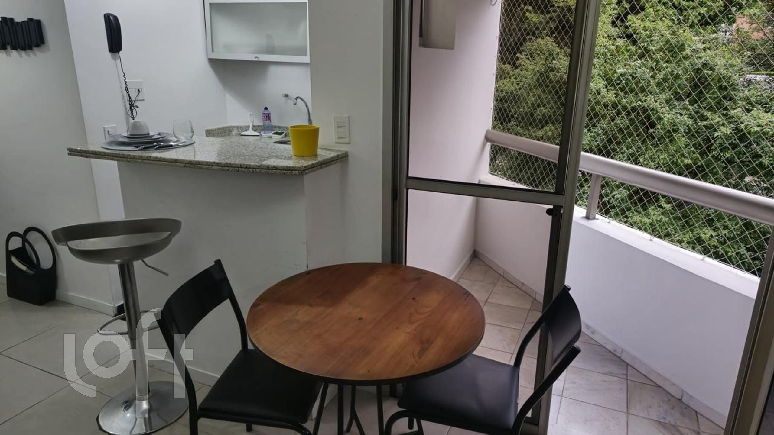 Apartamento à venda com 1 quarto, 40m² - Foto 3