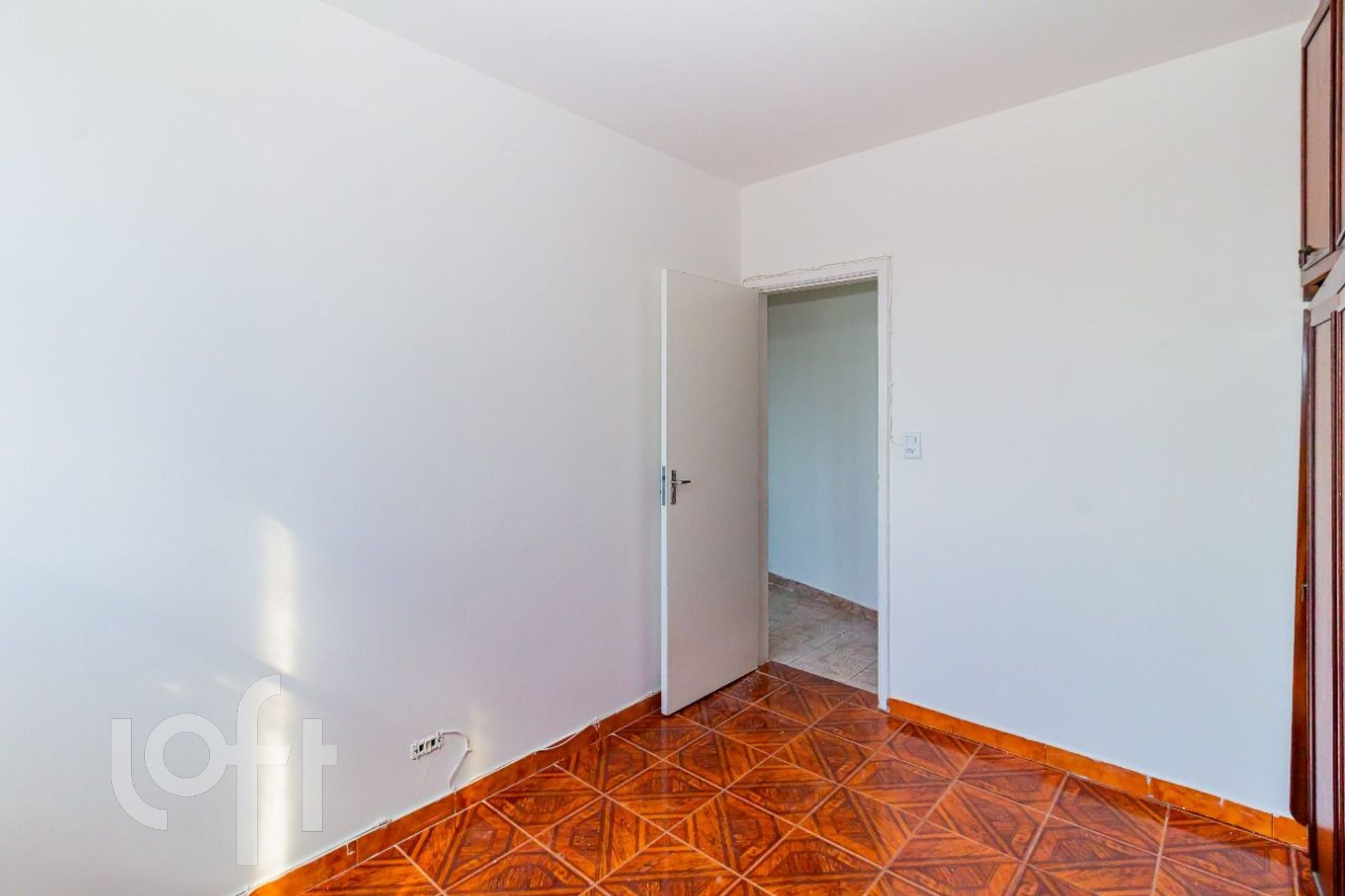 Apartamento à venda com 2 quartos, 75m² - Foto 17