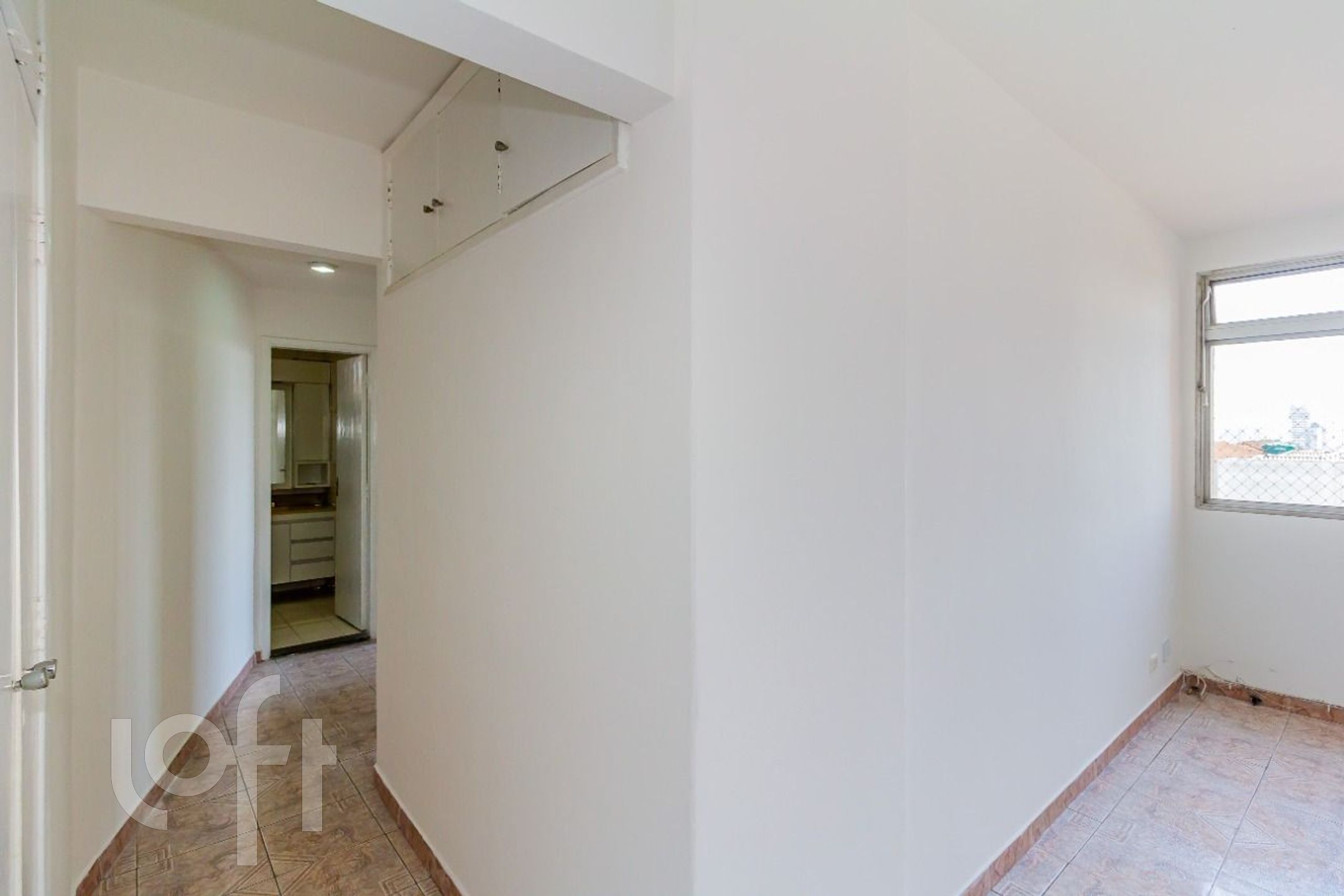 Apartamento à venda com 2 quartos, 75m² - Foto 9