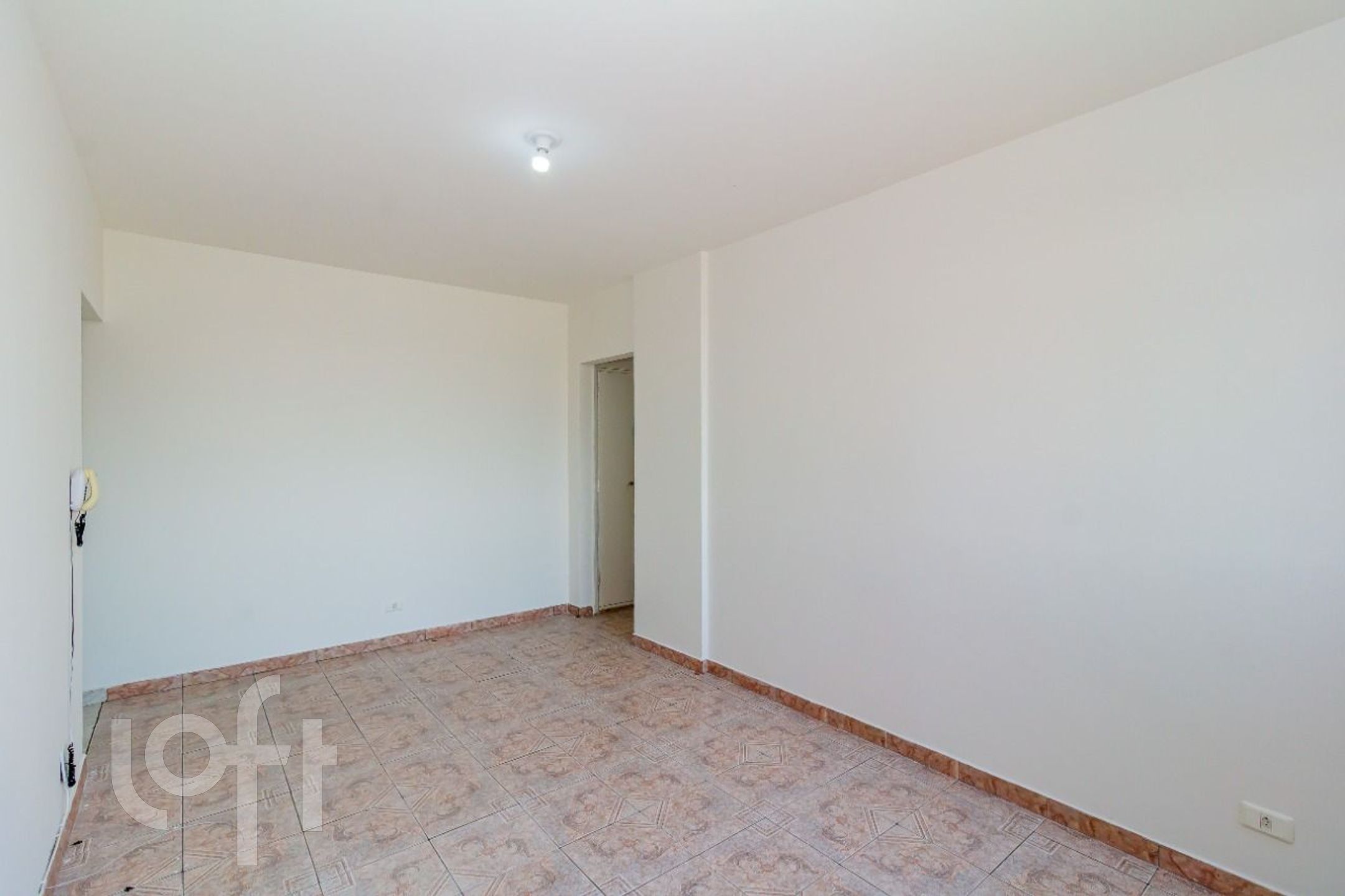 Apartamento à venda com 2 quartos, 75m² - Foto 3