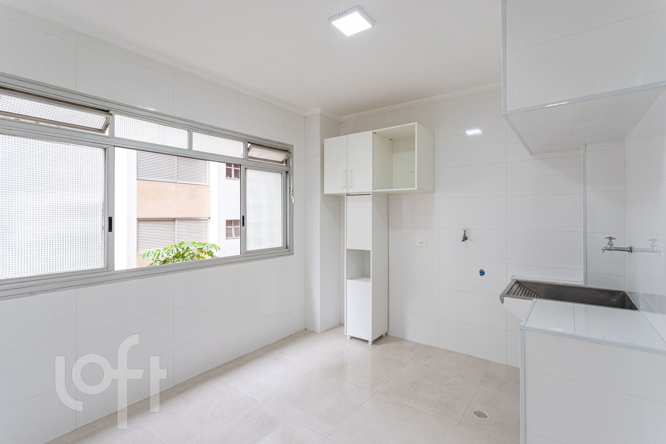 Apartamento à venda com 3 quartos, 187m² - Foto 32