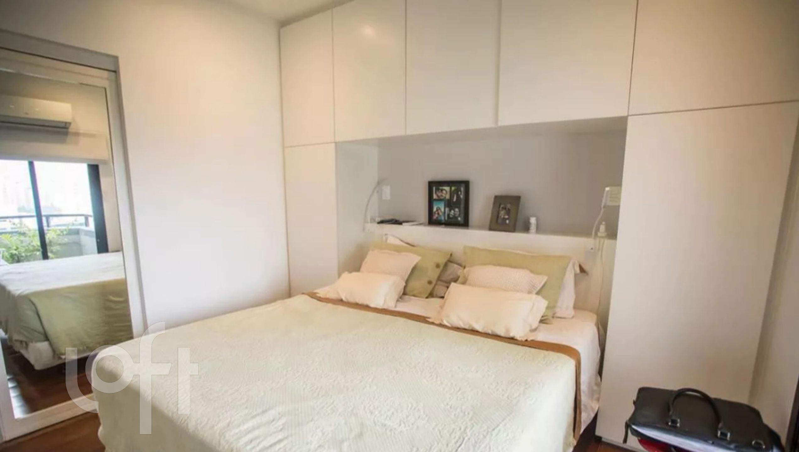 Apartamento à venda com 3 quartos, 185m² - Foto 4