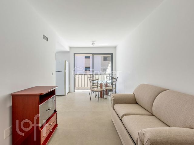 Apartamento com 106m², 2 dormitórios, 1 suíte, 1 vaga, Rio Branco em Porto Alegre