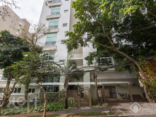 Apartamento com 77m², 2 dormitórios, 1 suíte, 2 vagas, Rio Branco em Porto Alegre