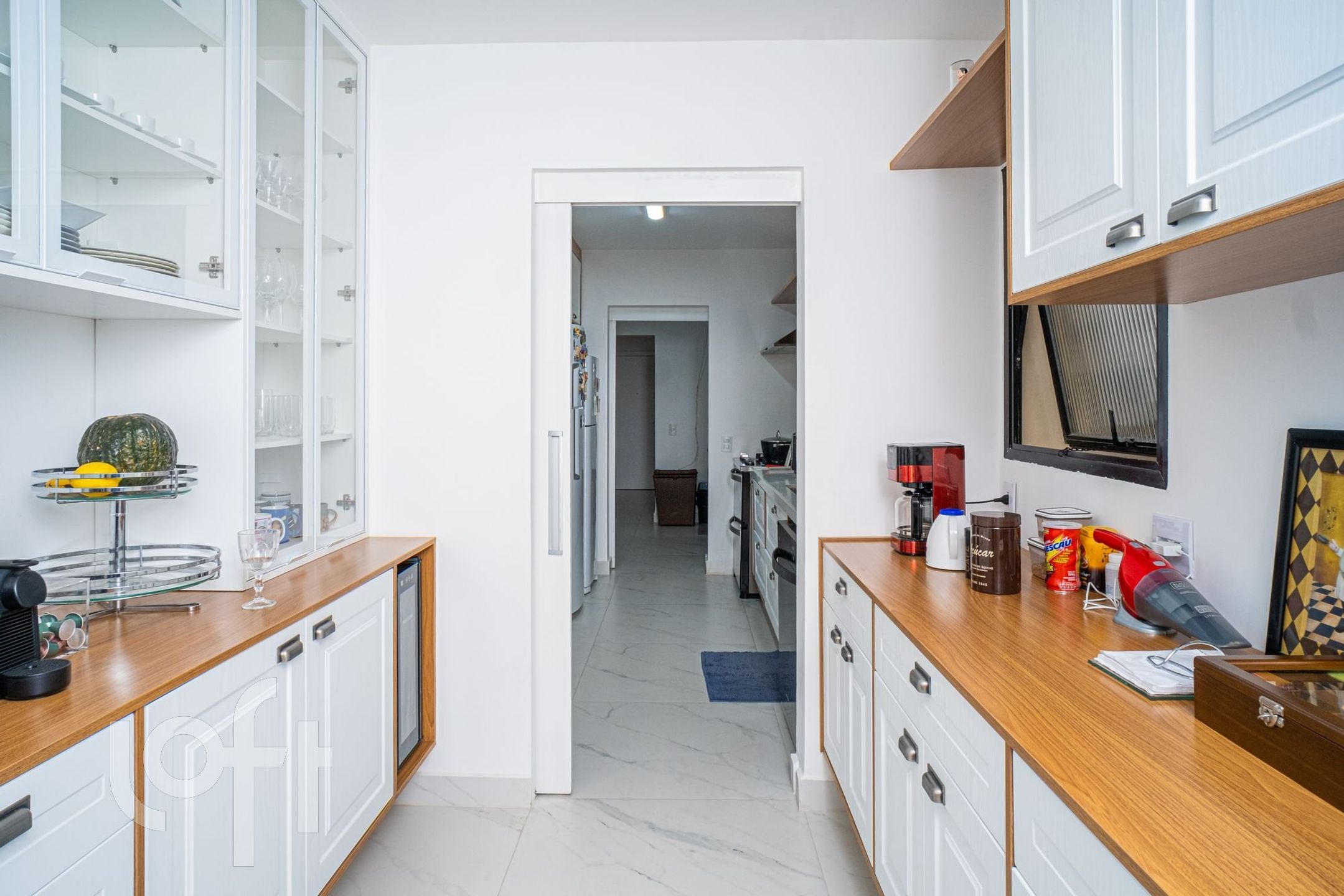 Apartamento à venda com 4 quartos, 220m² - Foto 12