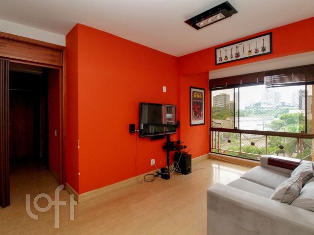 Apartamento com 73m², 3 dormitórios, 1 vaga, Chácara das Pedras em Porto Alegre