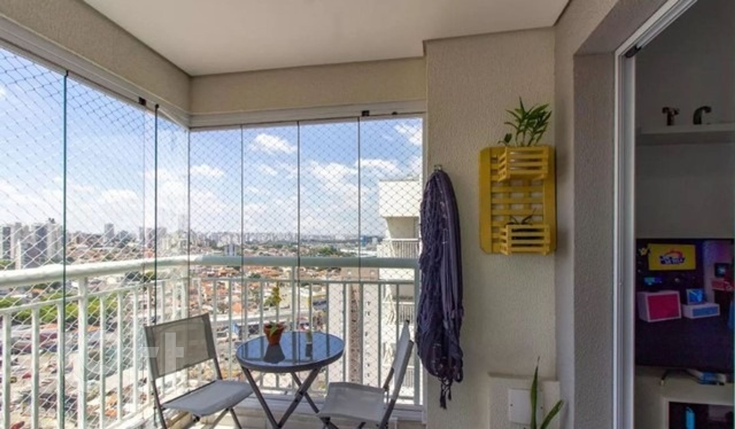 Apartamento à venda com 2 quartos, 57m² - Foto 1