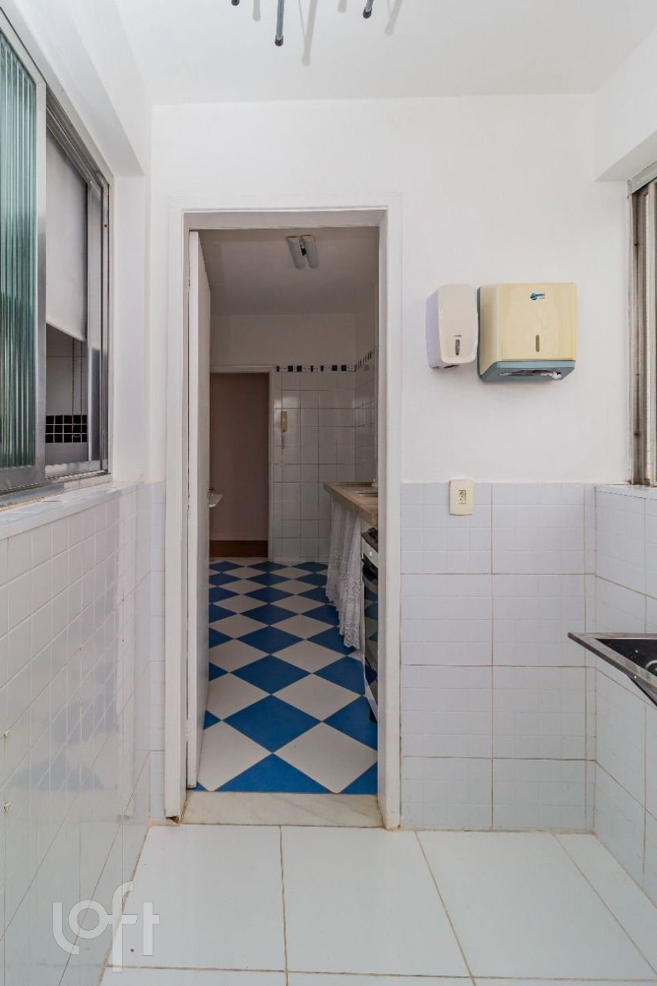 Apartamento à venda com 1 quarto, 54m² - Foto 15