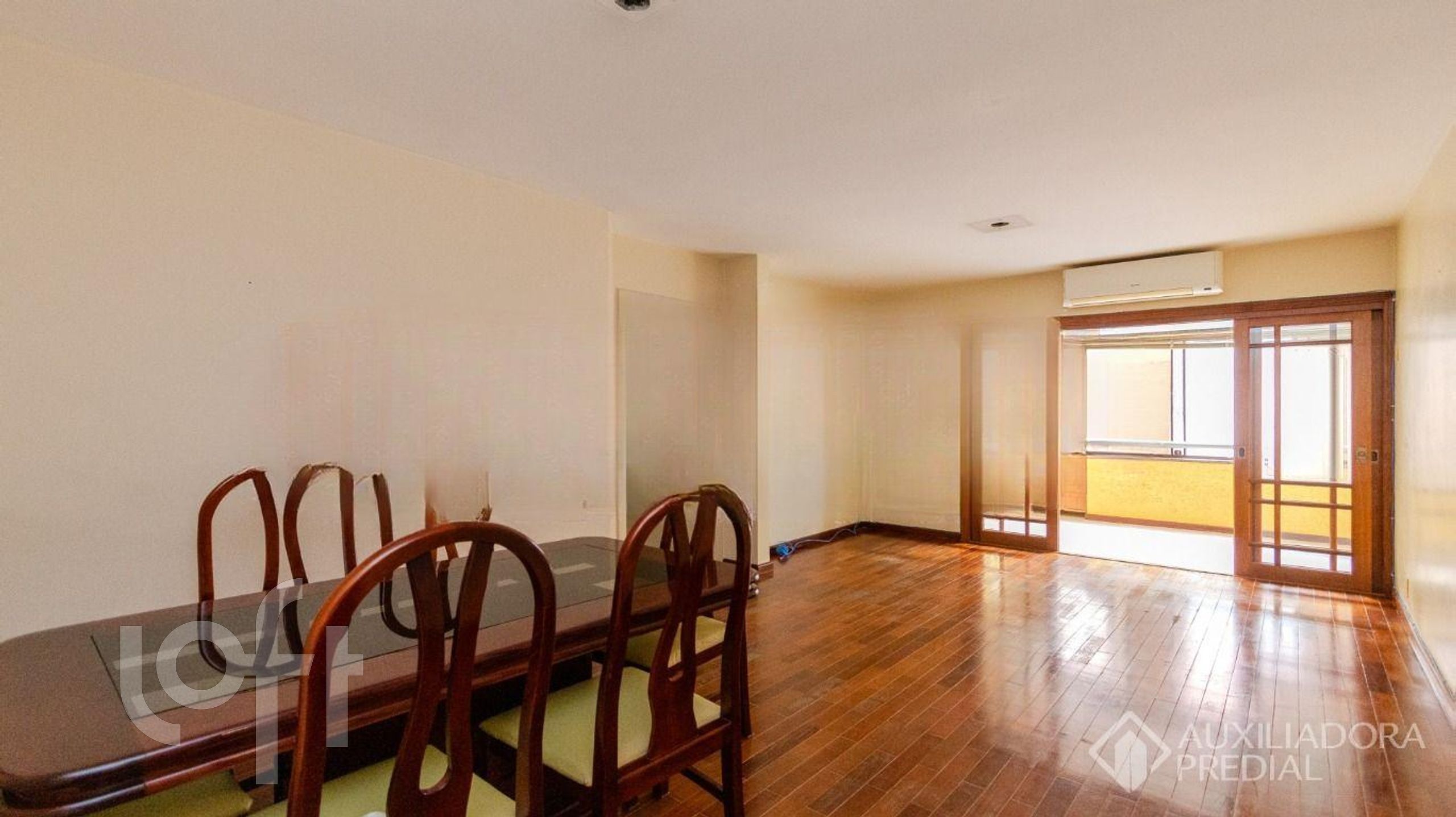 Apartamento com 109m², 3 dormitórios, 1 suíte, 1 vaga, Cristo Redentor em Porto Alegre