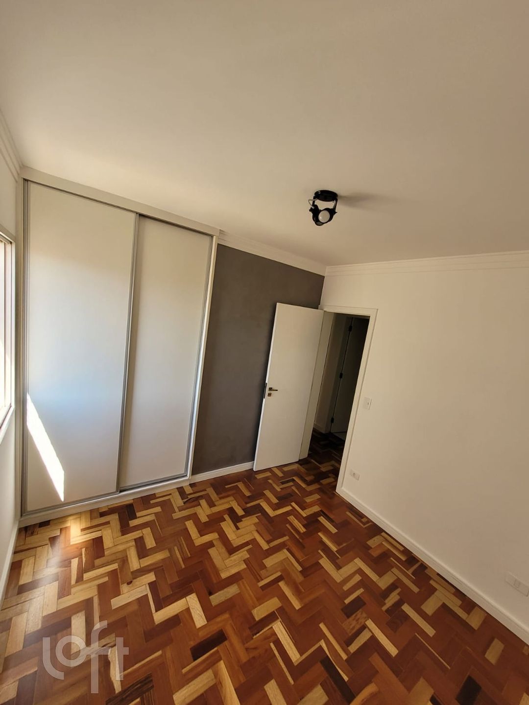 Apartamento à venda com 2 quartos, 52m² - Foto 4