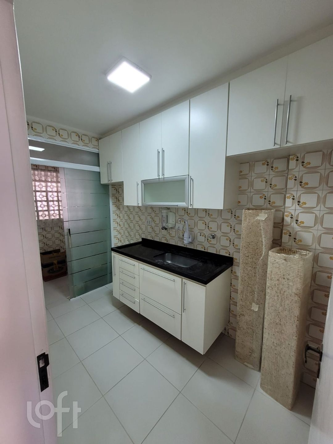 Apartamento à venda com 2 quartos, 52m² - Foto 14