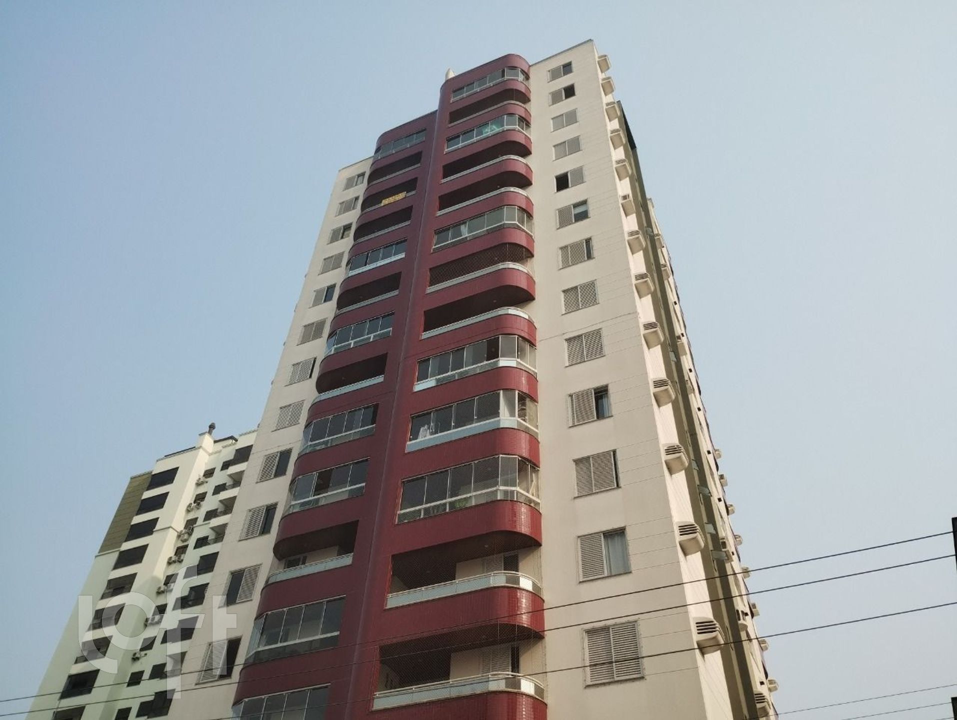 Apartamento à venda em Kobrasol com 138 m², 3 quartos, 1 suíte, 1 vaga