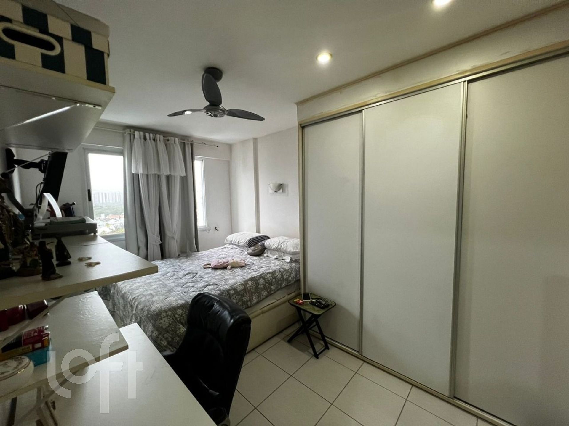 Apartamento à venda com 2 quartos, 75m² - Foto 9